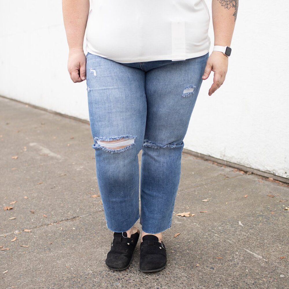 NWT Risen High Rise Distressed Slim Straight Jeans Cropped Curvy - Picture 5 of 7